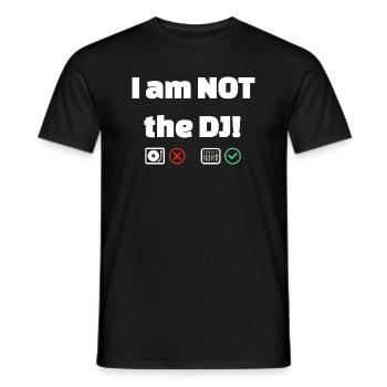 Ich bin Tontechniker:in, nicht DJ! - Männer T-Shirt - Schwarz - Vorne - AI Model Male 178 light (178cm)