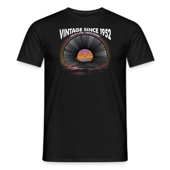Vintage seit 1952 Retro Disco Music Vintage - Männer T-Shirt - Schwarz - Vorne - AI Model Male 178 light (178cm)