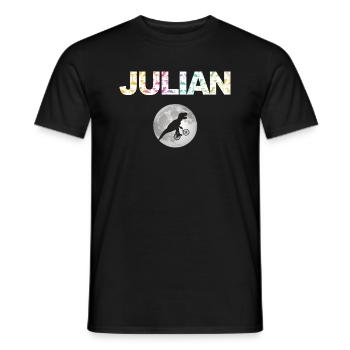 JULIAN - Schöner Jungen Name mit Dinosaurier - Männer T-Shirt - Schwarz - Vorne - AI Model Male 178 light (178cm)