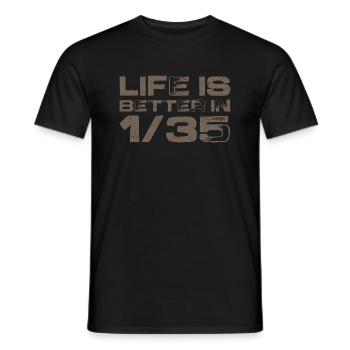 Scale Model 1 35 Military Hobbyist Plastic Tank - Men's T-Shirt - black - Front - AI Model Male 178 light (178cm)