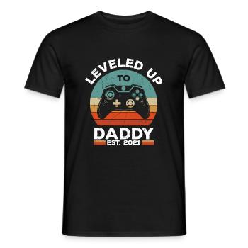 Dad 2021 Gamer Fatherhood Gift - Men's T-Shirt - black - Front - AI Model Male 178 light (178cm)