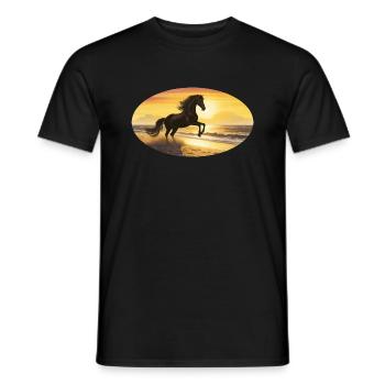 Schwarzes Pferd bei Sonnenuntergang am Strand - Männer T-Shirt - Schwarz - Vorne - AI Model Male 178 light (178cm)