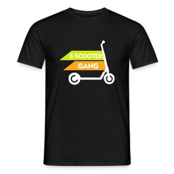 E-Scooter Roller - Männer T-Shirt - Schwarz - Vorne - AI Model Male 178 light (178cm)