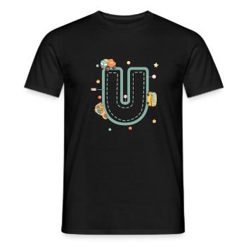 Buchstabe u Fahrzeug - personalisiertes Kindergeschenk - Männer T-Shirt - Schwarz - Vorne - AI Model Male 178 light (178cm)