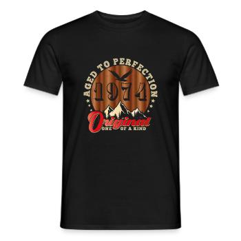 Ikonisches Jubiläum von 1974 - Männer T-Shirt - Schwarz - Vorne - AI Model Male 178 light (178cm)