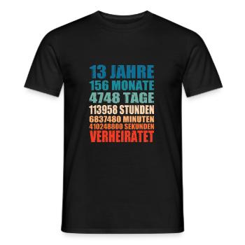 13 Jahre Verheiratet Hochzeit Spruch Geschenk - Männer T-Shirt - Schwarz - Vorne - AI Model Male 178 light (178cm)