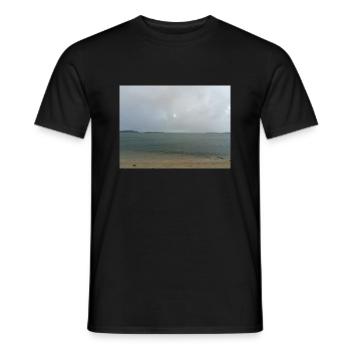 Sea View Horizon - Men's T-Shirt - black - Front - AI Model Male 178 light (178cm)