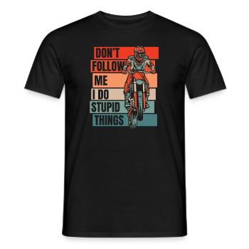 Folge mir nicht, ich mache dumme Sachen, Rennfahrer - Männer T-Shirt - Schwarz - Vorne - AI Model Male 178 light (178cm)