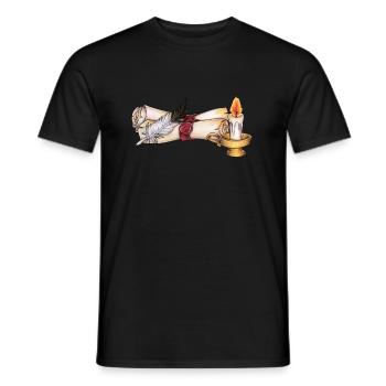 Ästhetische Schriftrolle mit Kerze und Feder - Männer T-Shirt - Schwarz - Vorne - AI Model Male 178 light (178cm)