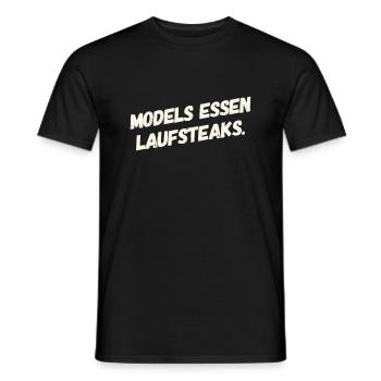 Models essen Laufsteaks --- Neues, tolles T-Shirt - Männer T-Shirt - Schwarz - Vorne - AI Model Male 178 light (178cm)