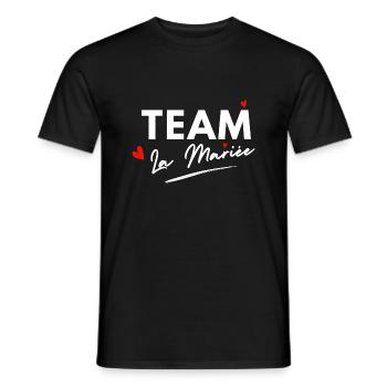 Bride Hearts Team - Brautgeschenk - Männer T-Shirt - Schwarz - Vorne - AI Model Male 178 light (178cm)