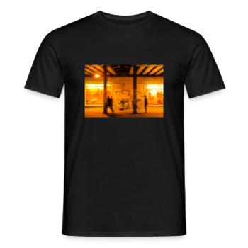 Des gens abstraits sous le pont avec de la musique dans le - T-shirt homme - noir - Devant - AI Model Male 178 light (178cm)