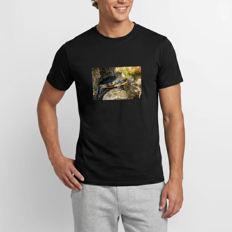 Yellow-bellied slider Trachemys scripta scripta Men’s T-shirt