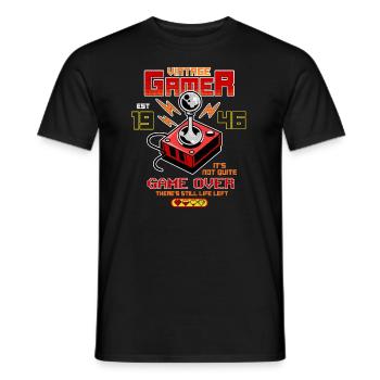 Vintage Gamer seit 1946 Lustiges Geburtstagsspiel - Männer T-Shirt - Schwarz - Vorne - AI Model Male 178 light (178cm)
