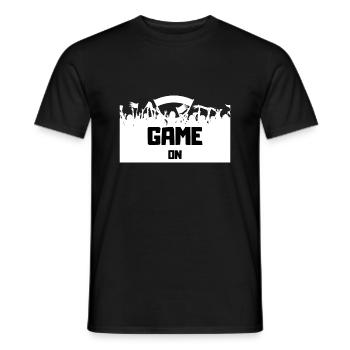 Das Spiel läuft - Männer T-Shirt - Schwarz - Vorne - AI Model Male 178 light (178cm)