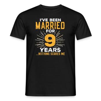 9. Hochzeitstag Lustige Paare Verheiratetes Geschenk - Männer T-Shirt - Schwarz - Vorne - AI Model Male 178 light (178cm)