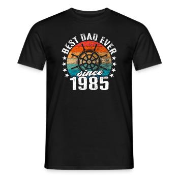 Bester Papa der Welt seit 1985 Anker - Männer T-Shirt - Schwarz - Vorne - AI Model Male 178 light (178cm)