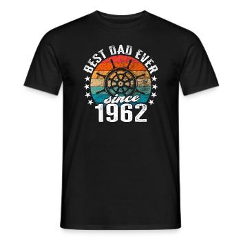Bester Papa der Welt seit 1962 Kapitän - Männer T-Shirt - Schwarz - Vorne - AI Model Male 178 light (178cm)