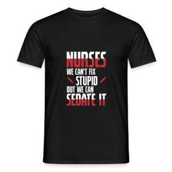 Nurse - Sedate It - Nurse Nursing Krankschwester - Männer T-Shirt - Schwarz - Vorne - AI Model Male 178 light (178cm)