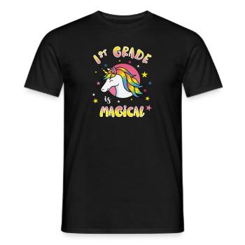 La 1ère année est un cadeau d’inscription magique à la licorne - T-shirt homme - noir - Devant - AI Model Male 178 light (178cm)