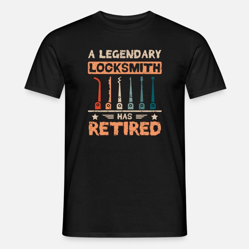 A legendary locksmith has retired - Männer T-Shirt - Schwarz