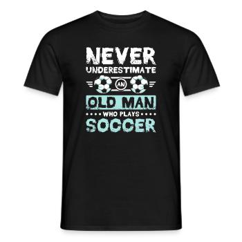 Ne jamais sous-estimer un vieil homme qui joue au football - T-shirt homme - noir - Devant - AI Model Male 178 light (178cm)