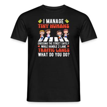 School crossing guard - Männer T-Shirt - Schwarz - Vorne - AI Model Male 178 light (178cm)