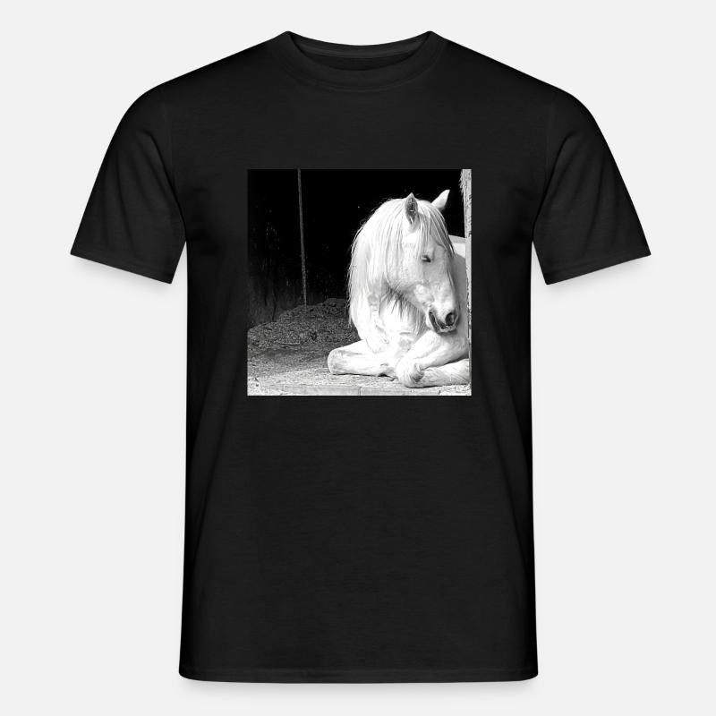 Pferd kniend - Männer T-Shirt - Schwarz