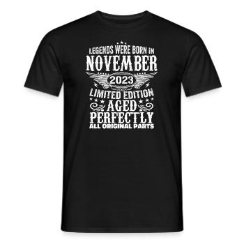 Légendaire depuis novembre 2023 - novembre 2023 - T-shirt homme - noir - Devant - AI Model Male 178 light (178cm)