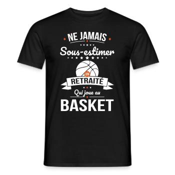 Sous-estimer un retraité qui joue au basket - T-shirt homme - noir - Devant - AI Model Male 178 light (178cm)