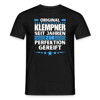 Plumber matured to perfection - Men's T-Shirt - black - Front - AI Model Male 178 light (178cm)