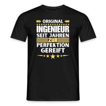 Zur Perfektion gereifter Ingenieur - Männer T-Shirt - Schwarz - Vorne - AI Model Male 178 light (178cm)