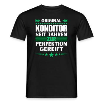 Pastry chef matured to perfection - Men's T-Shirt - black - Front - AI Model Male 178 light (178cm)