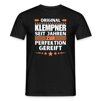 Plumber matured to perfection - Men's T-Shirt - black - Front - AI Model Male 178 light (178cm)