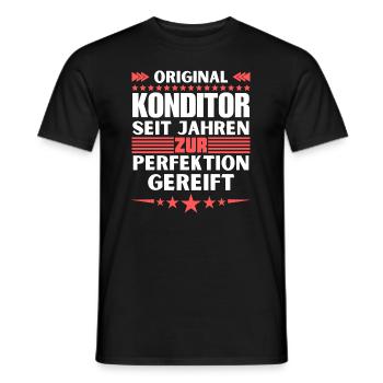Pastry chef matured to perfection - Men's T-Shirt - black - Front - AI Model Male 178 light (178cm)