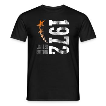 1972 geboren - Männer T-Shirt - Schwarz - Vorne - AI Model Male 178 light (178cm)