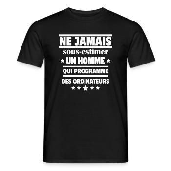 Unterschätzen Sie niemals einen Mann, der programmiert - Männer T-Shirt - Schwarz - Vorne - AI Model Male 178 light (178cm)