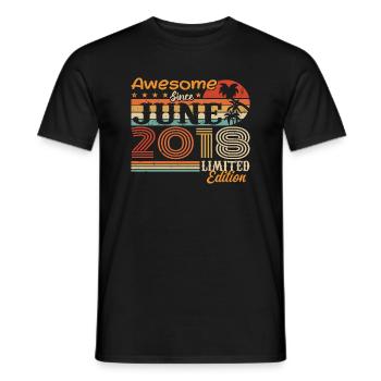 June 2018 Retro Vintage Juni 2018 birthday - Men's T-Shirt - black - Front - AI Model Male 178 light (178cm)