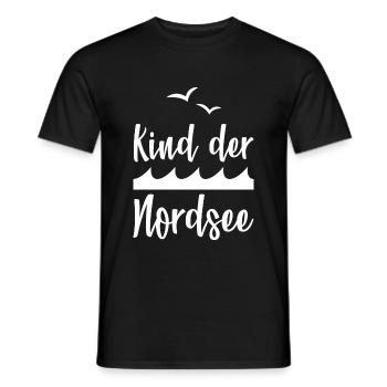 KIND DER NORDSEE - Männer T-Shirt - Schwarz - Vorne - AI Model Male 178 light (178cm)