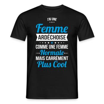 J'ai une femme Ardéchoise plus cool - T-shirt homme - noir - Devant - AI Model Male 178 light (178cm)