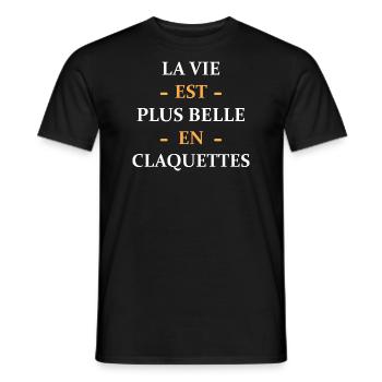LA vie est plus belle en claquettes - T-shirt homme - noir - Devant - AI Model Male 178 light (178cm)