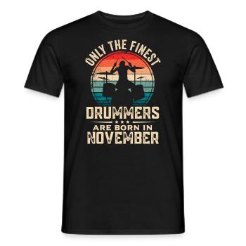 Schlagzeuger Geboren im November Geburtstag Schlagzeuger - Männer T-Shirt - Schwarz - Vorne - AI Model Male 178 light (178cm)
