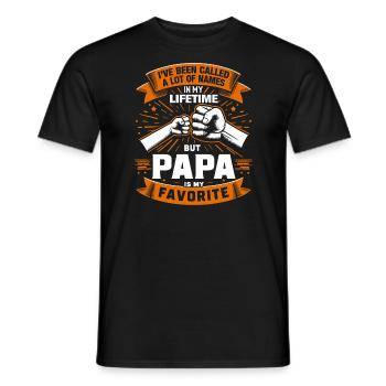 Papa Père Famille On m’a traité de beaucoup de noms - T-shirt homme - noir - Devant - AI Model Male 178 light (178cm)