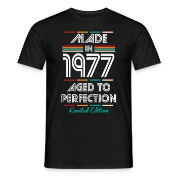 Anniversaire 45 ans - Fabriqué en 1977 - T-shirt homme - noir - Devant - AI Model Male 178 light (178cm)