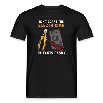 Erschrecken Sie den Elektriker nicht - Männer T-Shirt - Schwarz - Vorne - AI Model Male 178 light (178cm)