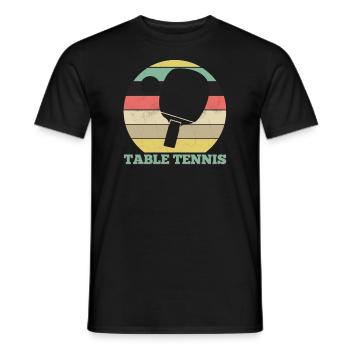 Retro Tischtennis - Männer T-Shirt - Schwarz - Vorne - AI Model Male 178 light (178cm)