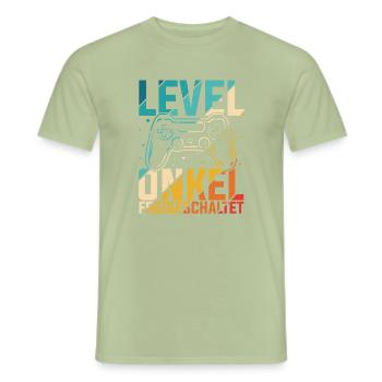 Werdender Onkel - Männer T-Shirt - Sage - Vorne - AI Model Male 178 light (178cm)