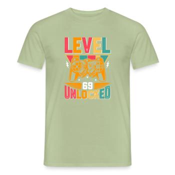 Level 69 Freigeschaltet Awesome seit 1954 Funny Gamer - Männer T-Shirt - Sage - Vorne - AI Model Male 178 light (178cm)