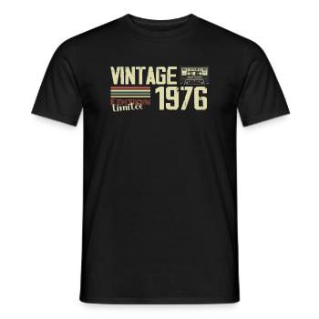 1976 Vintage Rétro Cadeau D'anniversaire 1976 - T-shirt homme - noir - Devant - AI Model Male 178 light (178cm)