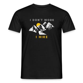 Wanderspruch mit Gebirge und Sonne - Männer T-Shirt - Schwarz - Vorne - AI Model Male 178 light (178cm)